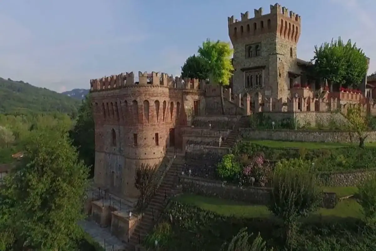 Discover the Castle of Godiasco