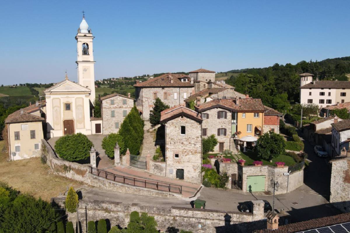 Discover the villages of Oltrepò Pavese