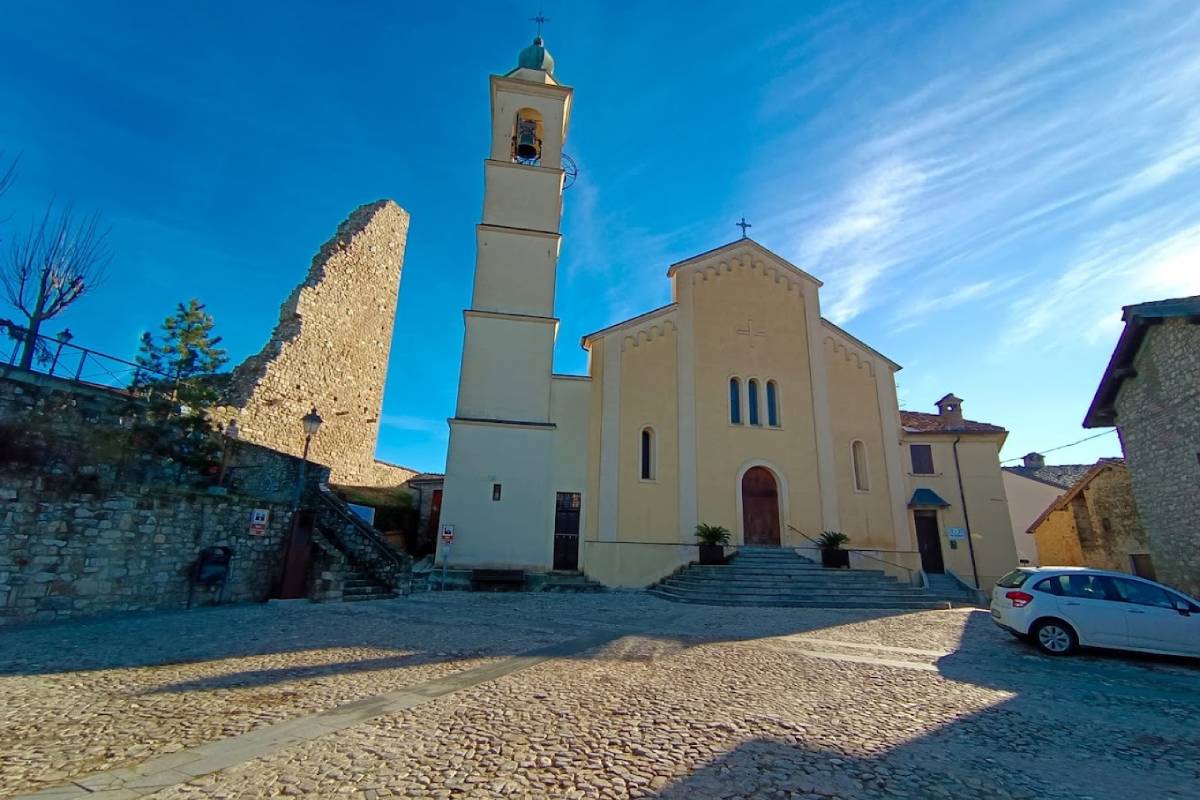 Fieschi Doria Tower and Church of San Bartolomeo