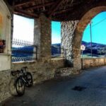 Il Portale di Ingresso al Borgo Antico di Bagnaria: Una Porta sulla Storia dell’Oltrepò Pavese