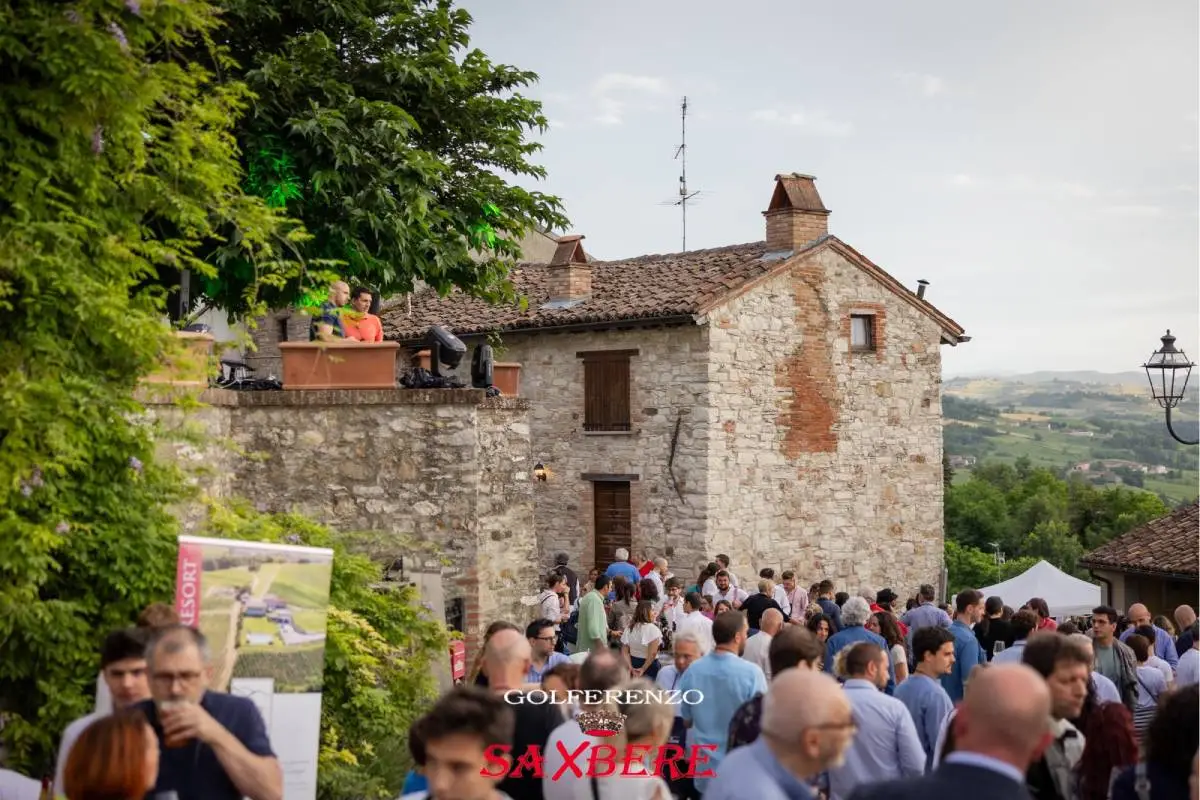 SaxBere Street Food & Wine