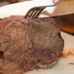 Bollito misto della tradizione in Oltrepò Pavese con mostarda e salse